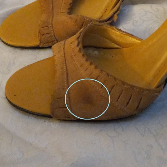BCBG Paris Tan Suede Open Toe High Heels Size 7.5 - Picture 14 of 14